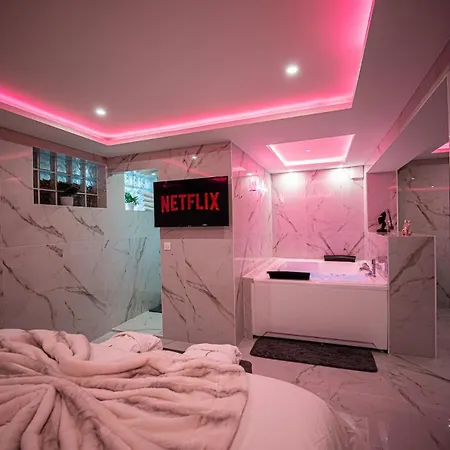 شقة Beautiful Skyline 30 Minutes From Paris! بونتواز